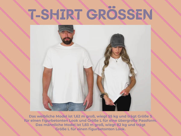Video in dem gezeigt wird wie das klassische Unisex T-Shirt beim Mann und Frau sitzt.