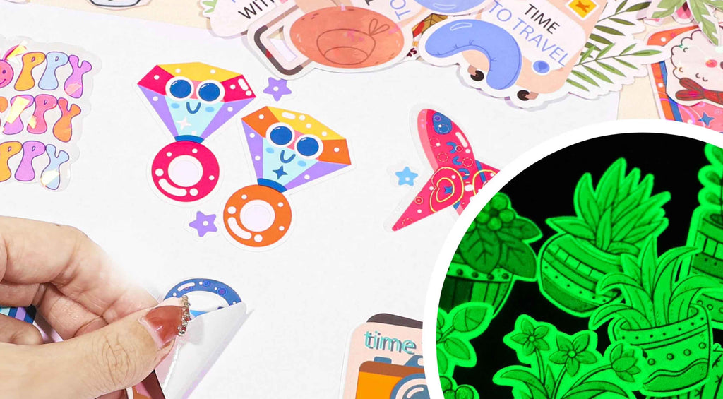 Verschiedene gedruckte und geschnittene Sticker in matt, holografisch und glow in the dark.